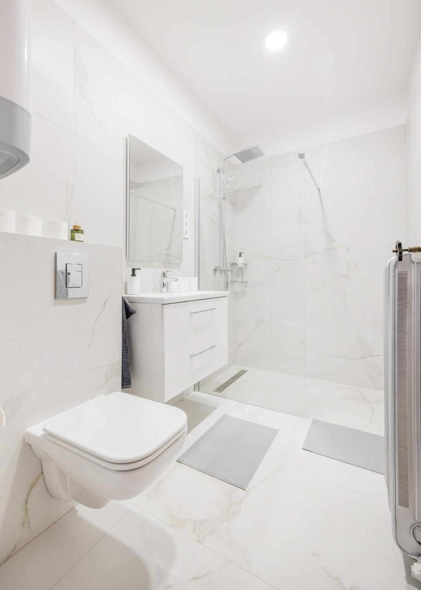 Elegant Home Overlooking The Music Academy Budapest Exteriör bild
